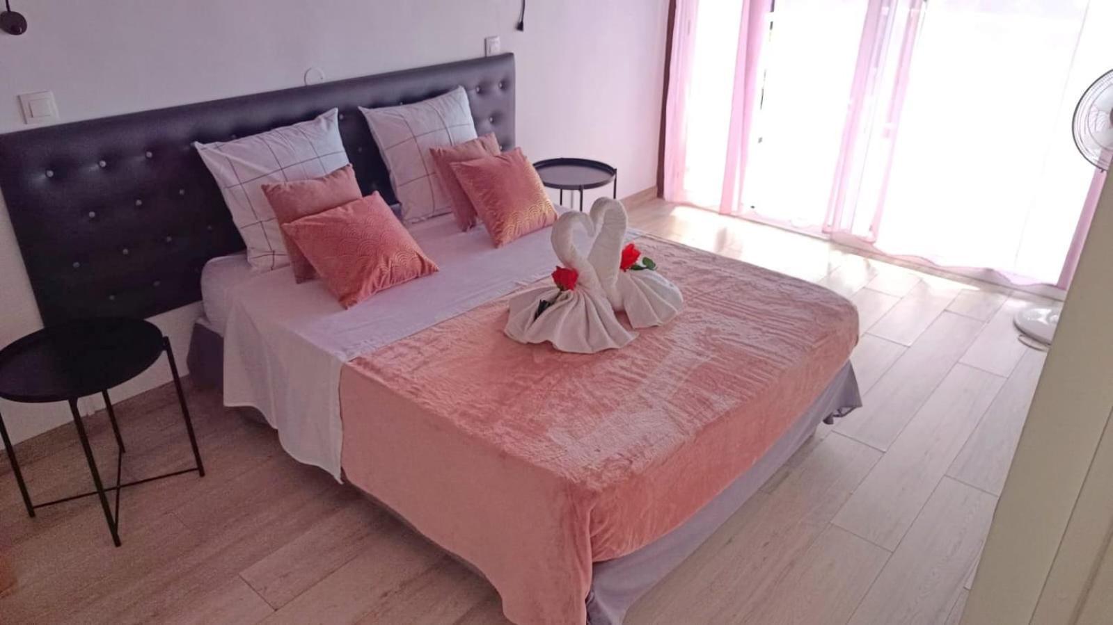 Duplex Rose Porcelaine - Vue Mer- Malendure Bouillante Eksteriør bilde